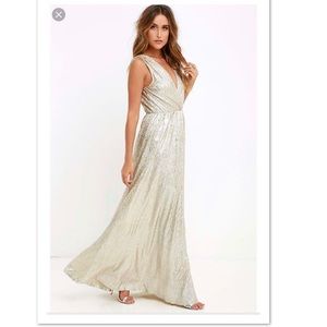 All that shimmers Lulus gold dress size small
